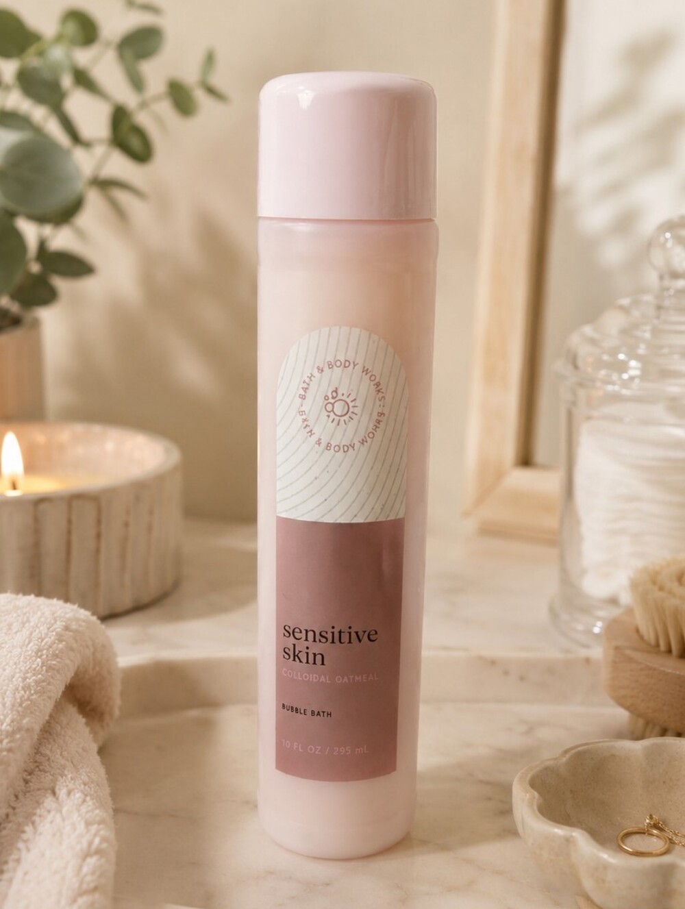 Bath & Body Work Colloidal Oatmeal Sensitive Skin Bubble Bath